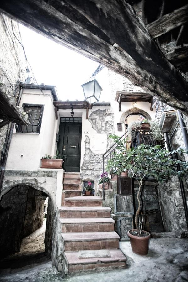 Villa Gusto E Benessere Sweet Home E Ristorante Sacrofano Εξωτερικό φωτογραφία